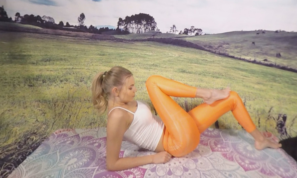 469 - Kate Jones; Solo Blonde Babe Slideshow