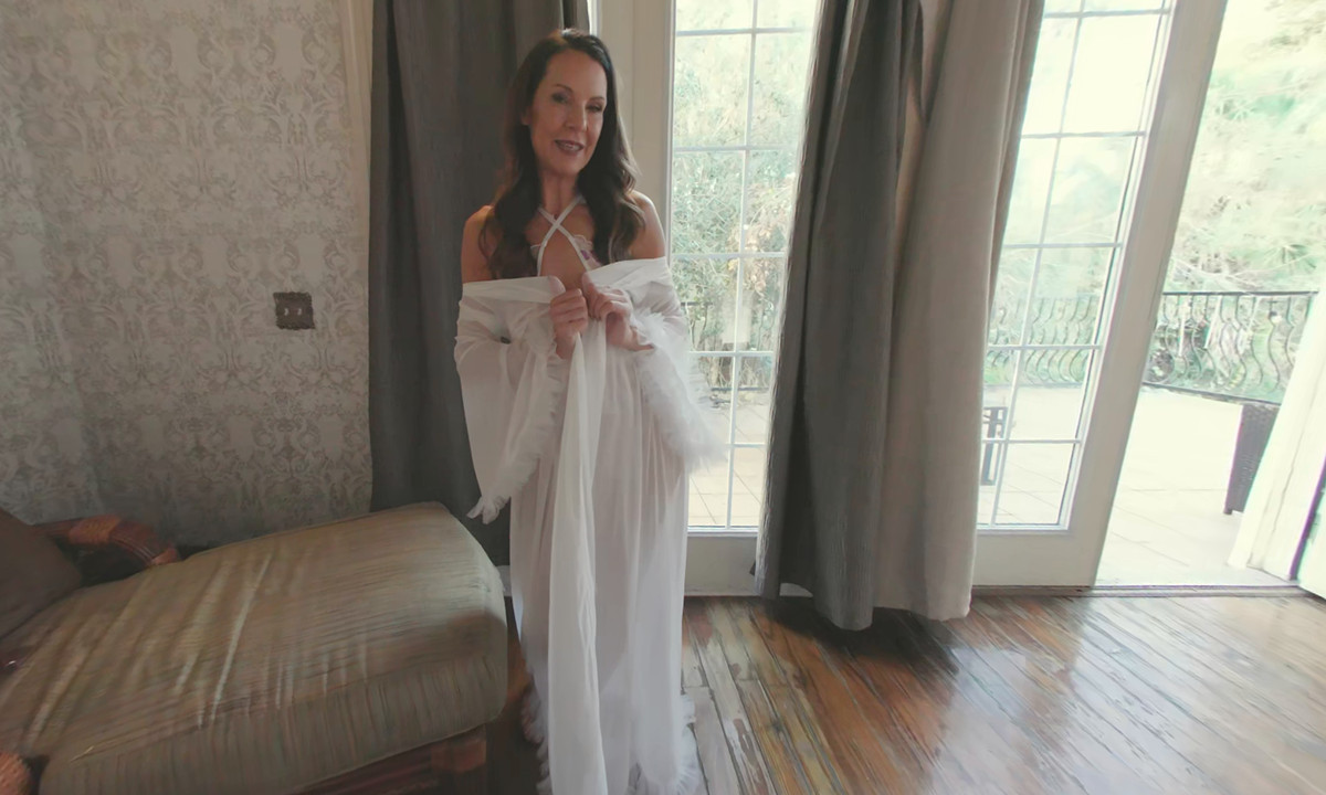 Stepmom Gives You A Show Slideshow