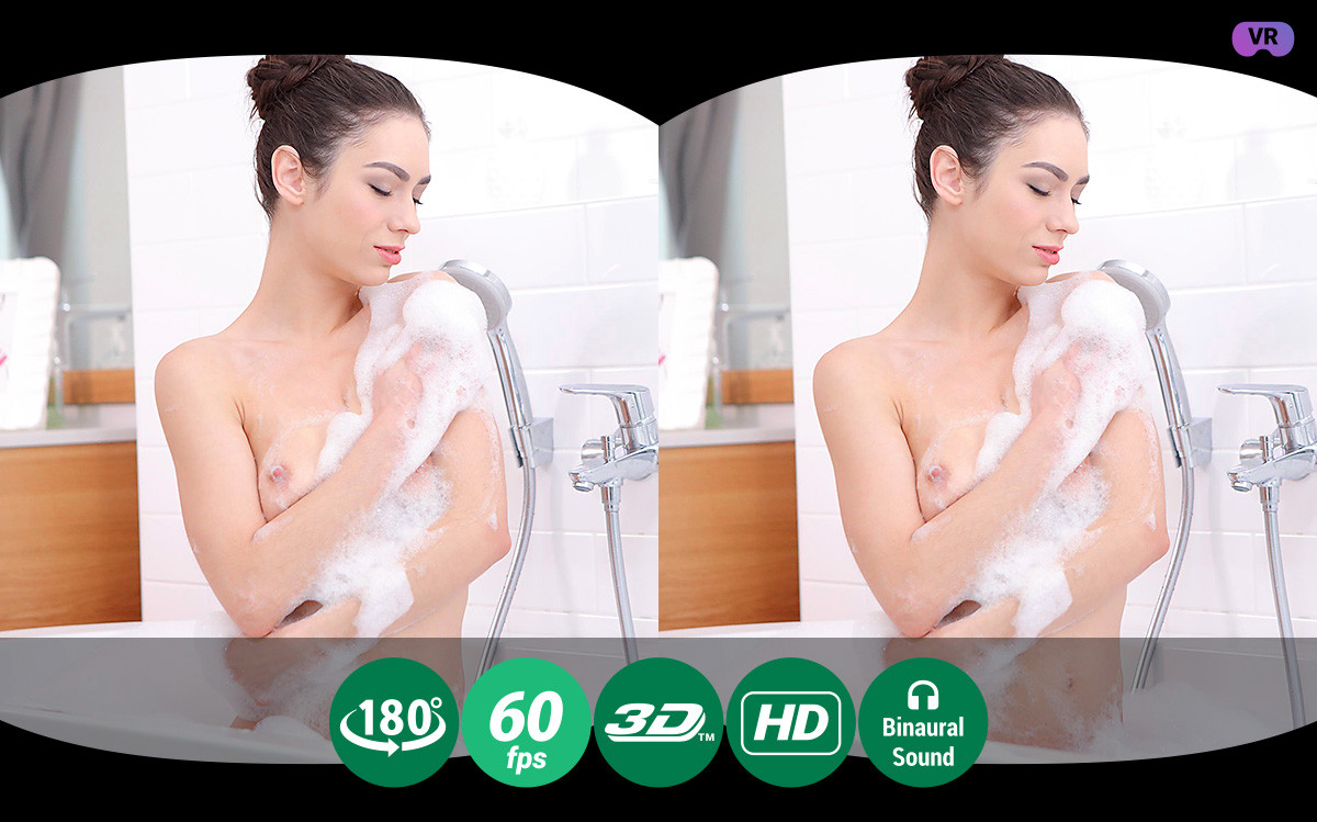 The Most Sensual Bath Solo by Arwen Gold in VR Slideshow